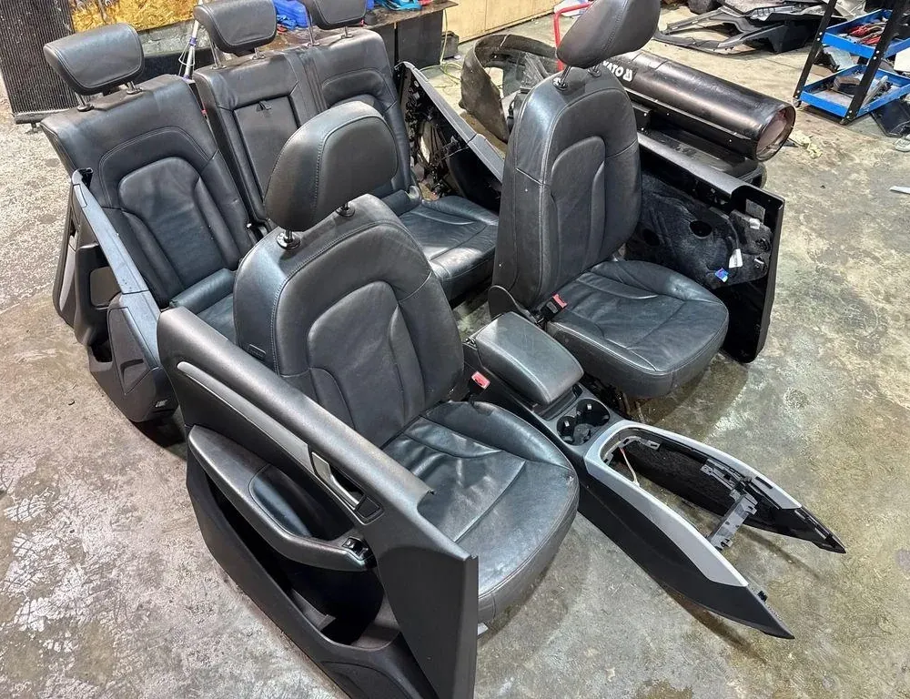 AUDI Q5 8R (2008-2017) Interiérové sedadla s kity dveří 34063562