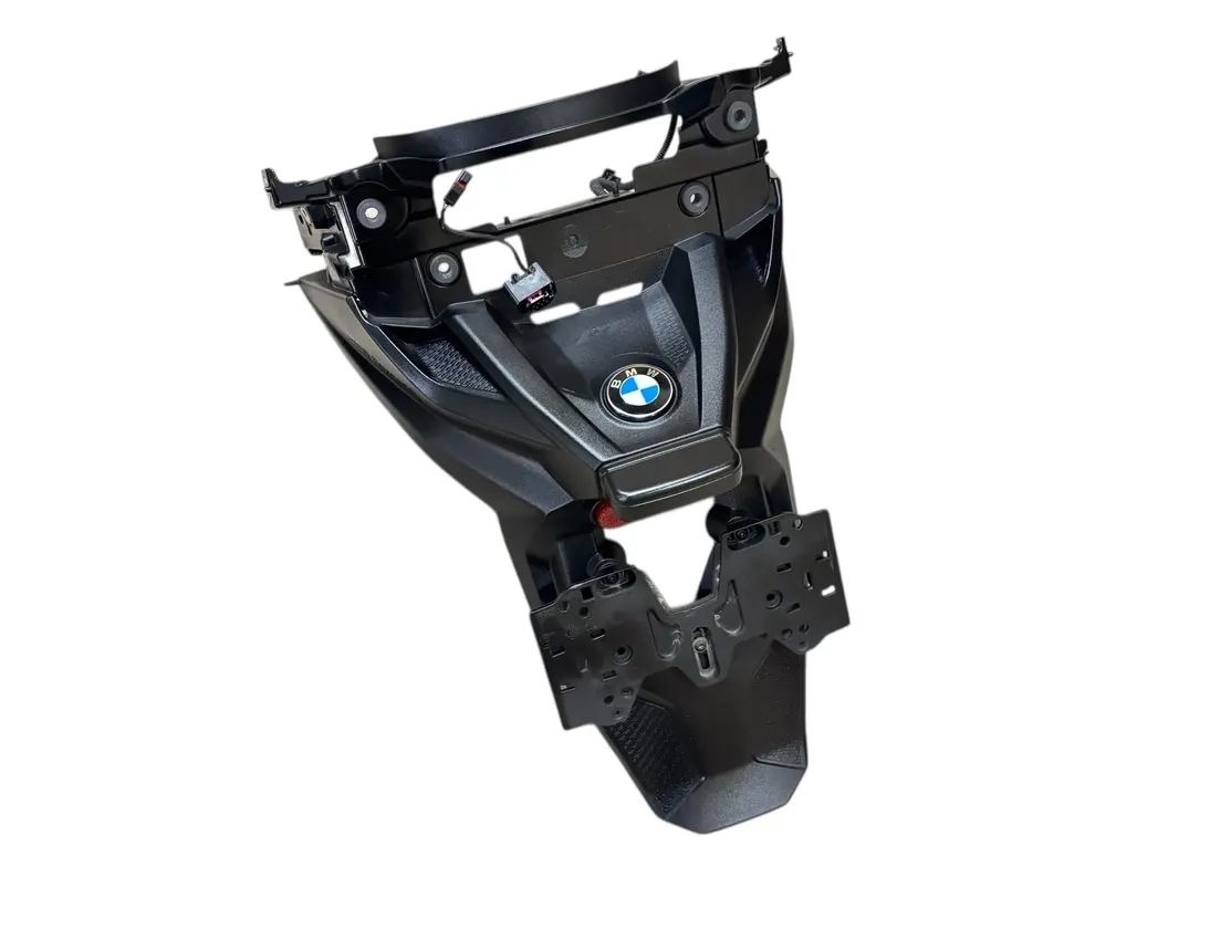 BMW C Кожух заднего обтекателя 8558227,46638558227 34838094