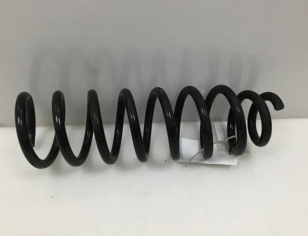 VOLKSWAGEN Touareg 1 generation (2002-2010) Levá zadní pružina 34854595