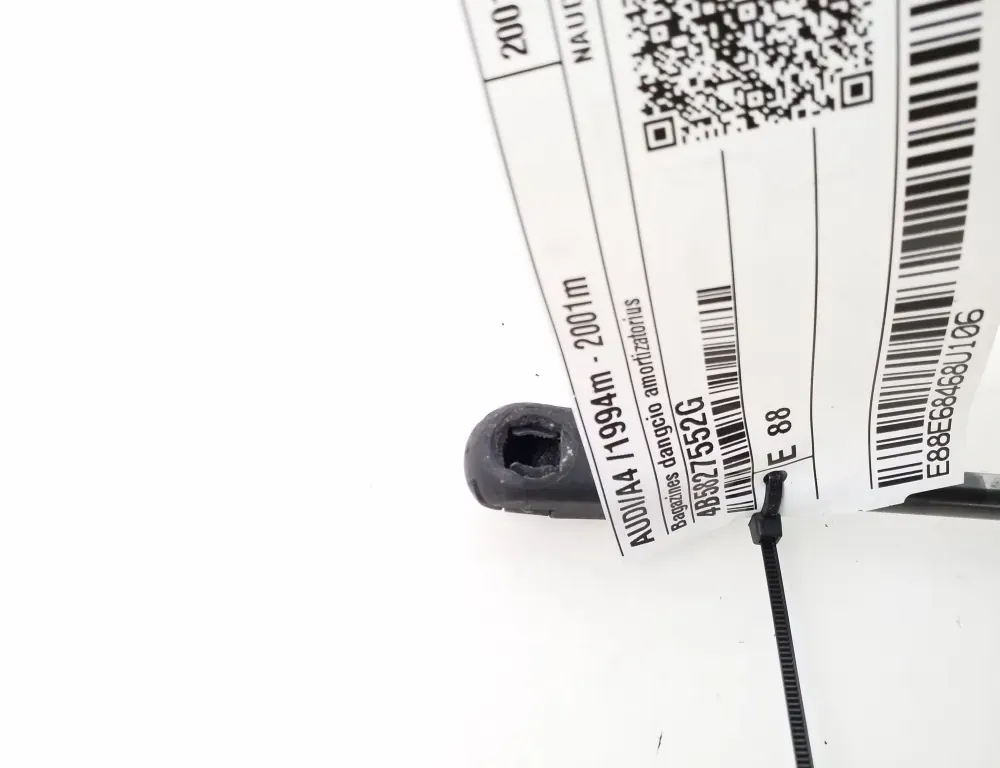 AUDI A4 B5/8D (1994-2001) Pravý plynový tlumič na zadní vrata 4B5827552G 34853972