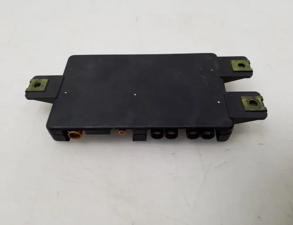 VOLKSWAGEN Touareg 1 generation (2002-2010) Zesilovač antény na víku kufru 7L6035530C 34855079