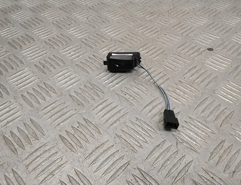 MERCEDES-BENZ C-Class W205/S205/C205 (2014-2023) Obložení levého předního zrcátka A3170429 34855749