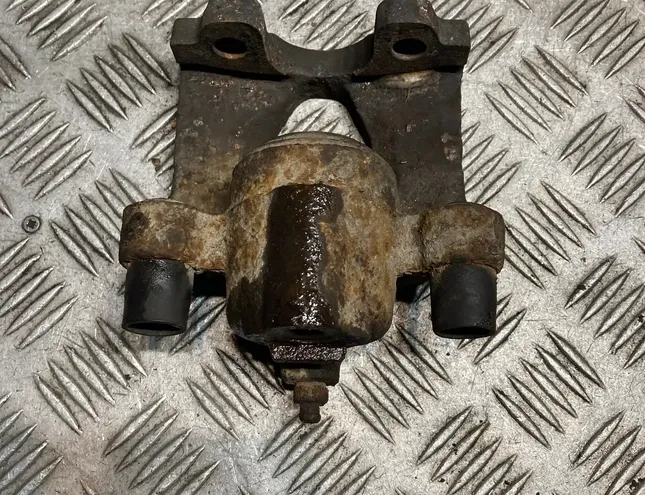 CHRYSLER Voyager 4 generation (2001-2007) Levý zadní brzdový třmen 5019808AA 34855325