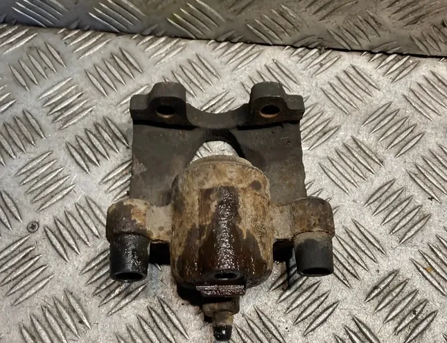 CHRYSLER Voyager 4 generation (2001-2007) Třmen zadní pravé brzdy 5019808AA 34855326