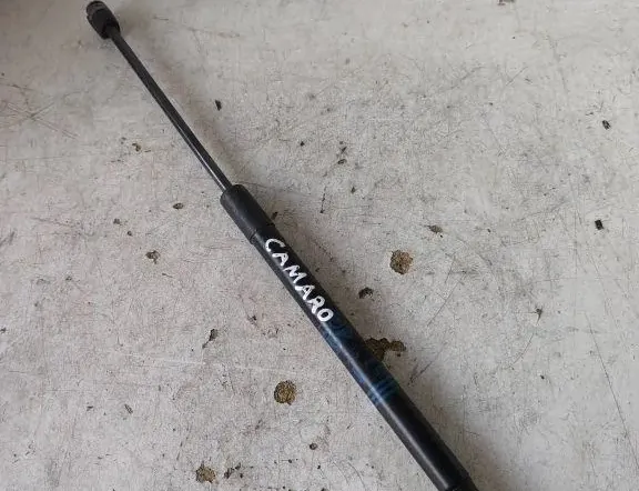 CHEVROLET Camaro 6 generation (2015-2024) Pravý plynový tlumič na zadní vrata 34782129