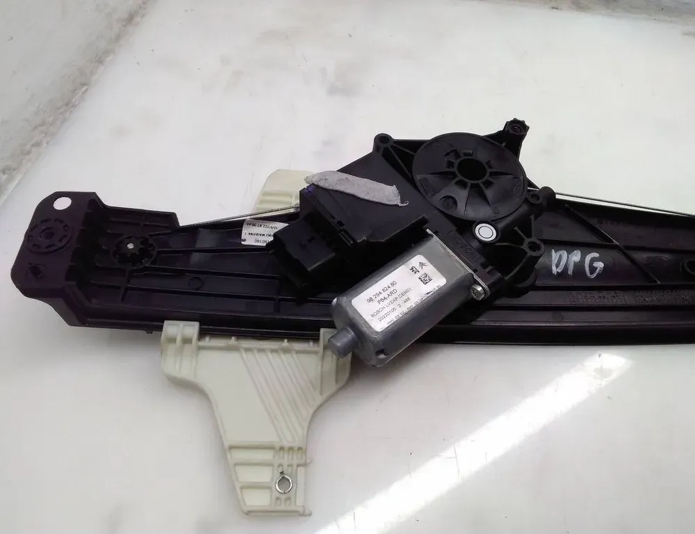 PEUGEOT 5008 2 generation (2017-2020) Стеклоподъемник задней правой двери 9840190180 34064232