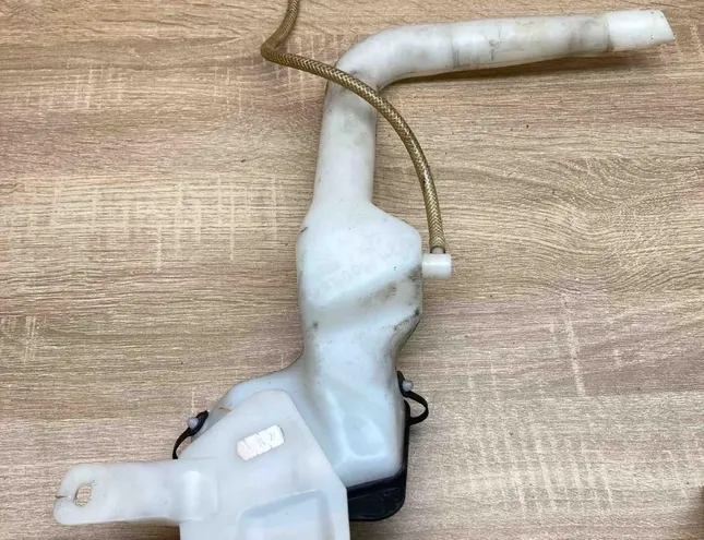 MERCEDES-BENZ E-Class W124 (1984-1997) Nádrž na ostřikovač 2118600064 34404966