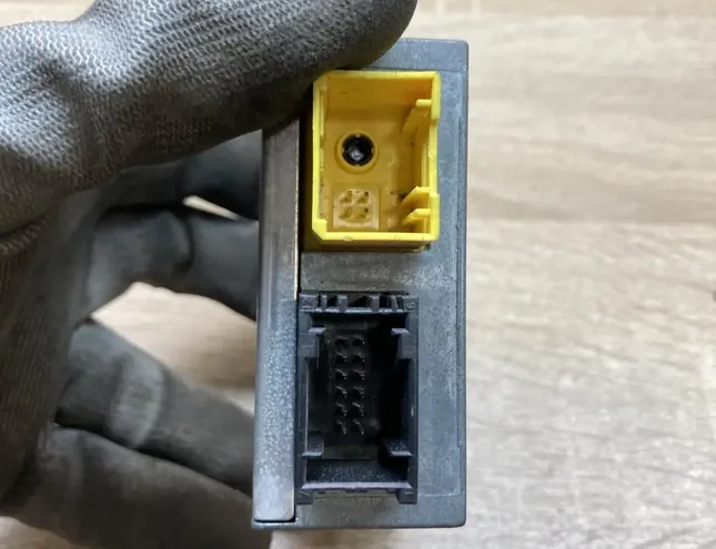 BMW 7 Series E23 (1977-1987) Bezpečnostní kontrolní jednotka 6940982 34443530