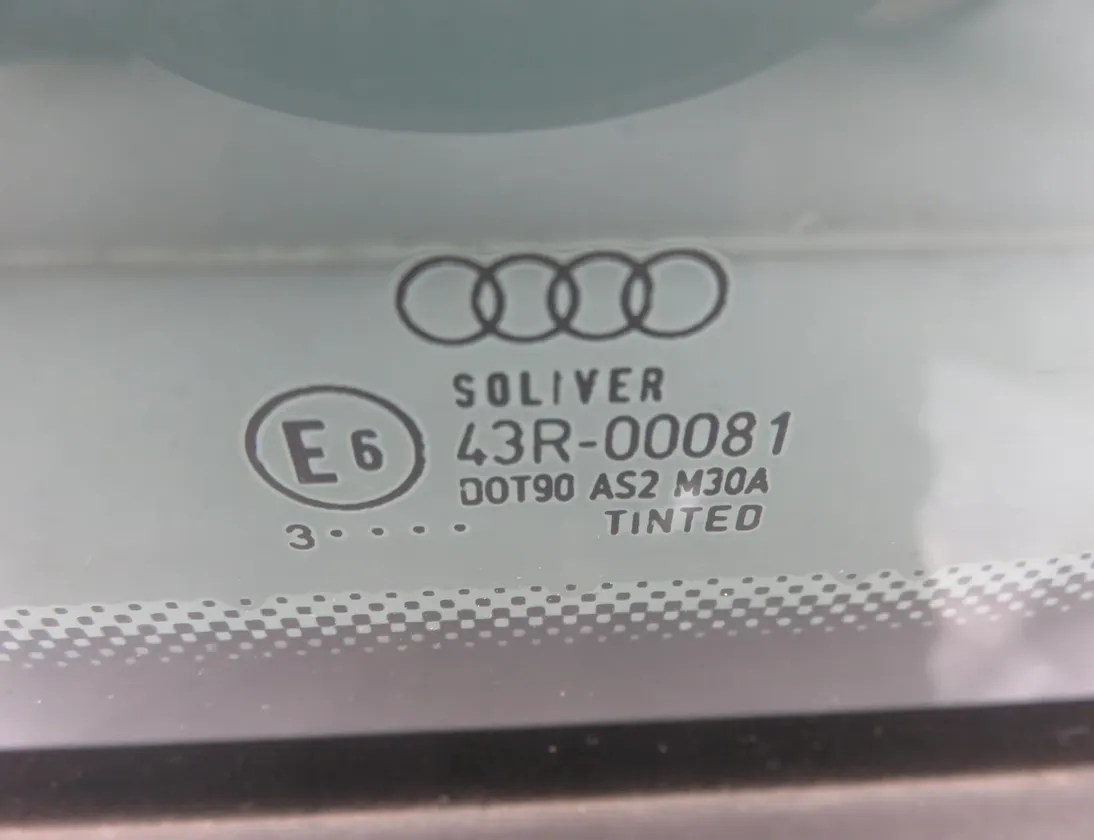 AUDI A4 B6/8E (2000-2005) Pravé zadní okno karoserie 34848614