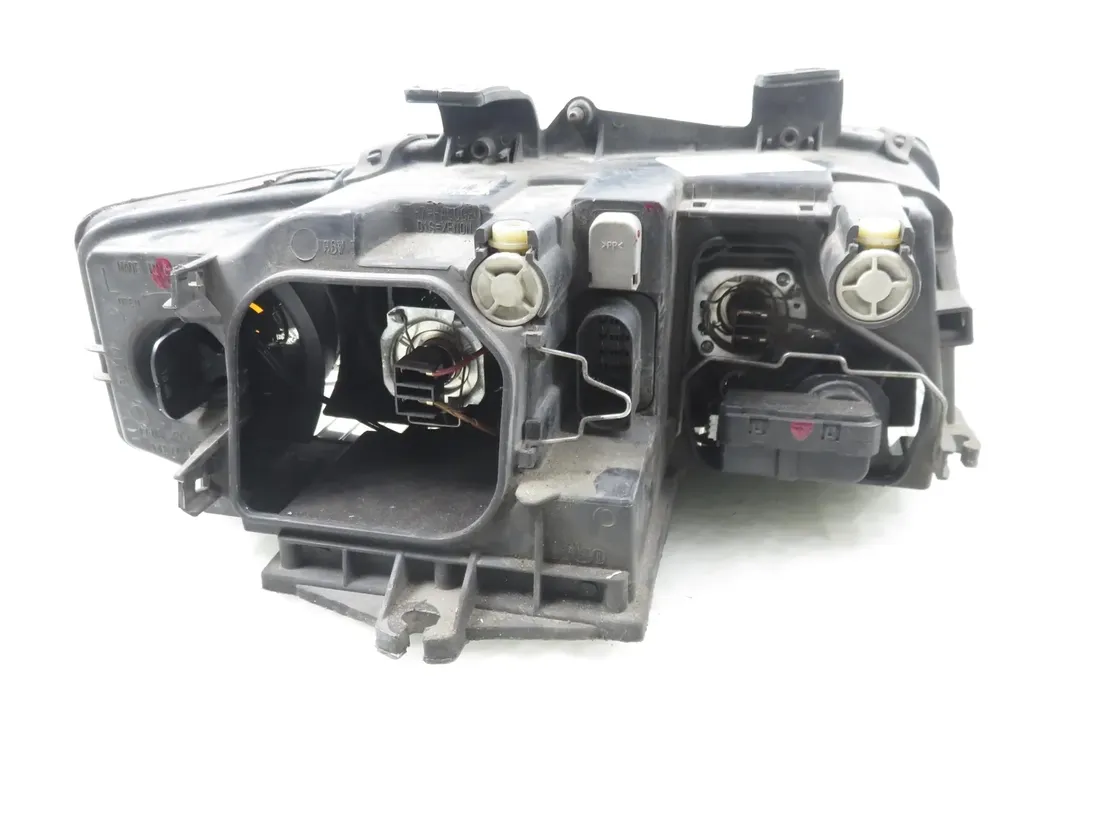 AUDI A4 B6/8E (2000-2005) Levý přední světlomet 8E0941003F 34842953