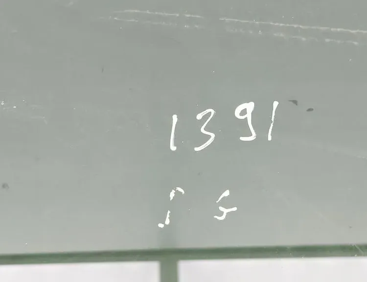 OPEL Grandland X 1 generation (2017-2023) Zadní levé dveře sklo 34820215