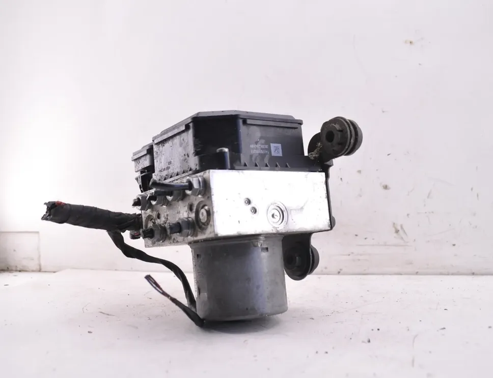 AUDI Q3 8U (2011-2020) ABS čerpadlo 5N0614109AE 34856252