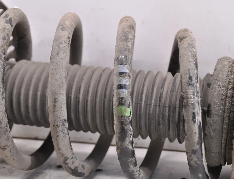 VOLKSWAGEN Transporter T6 (2015-2024) Levý přední tlumič nárazů 34058009