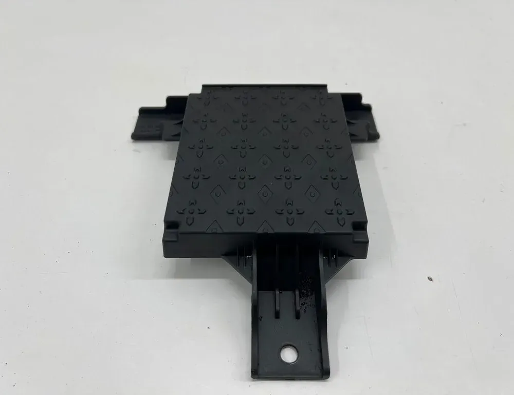 HYUNDAI Ioniq AE (2016-2023) Zesilovač antény na víku kufru 96375KL000 34063158