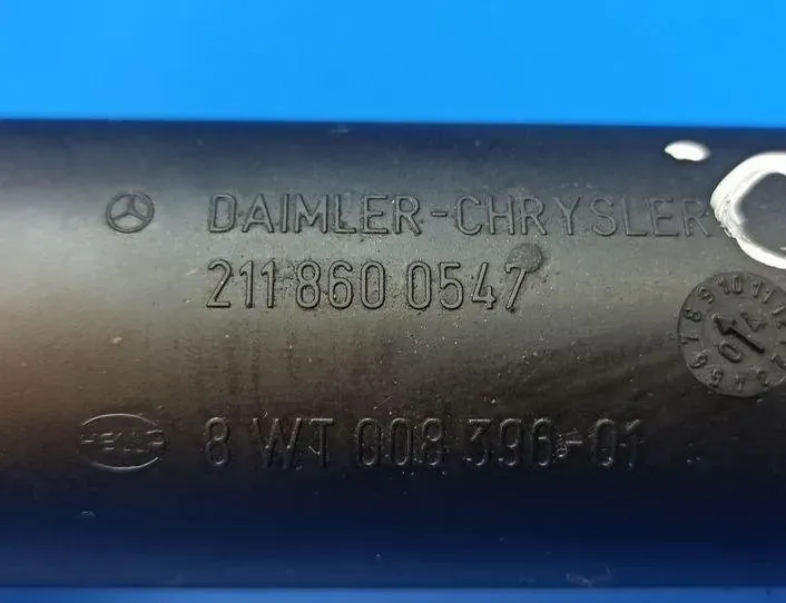 MERCEDES-BENZ E-Class W211/S211 (2002-2009) Levý světlometový ostřikovač 8WT00839601,2118600547 21211837