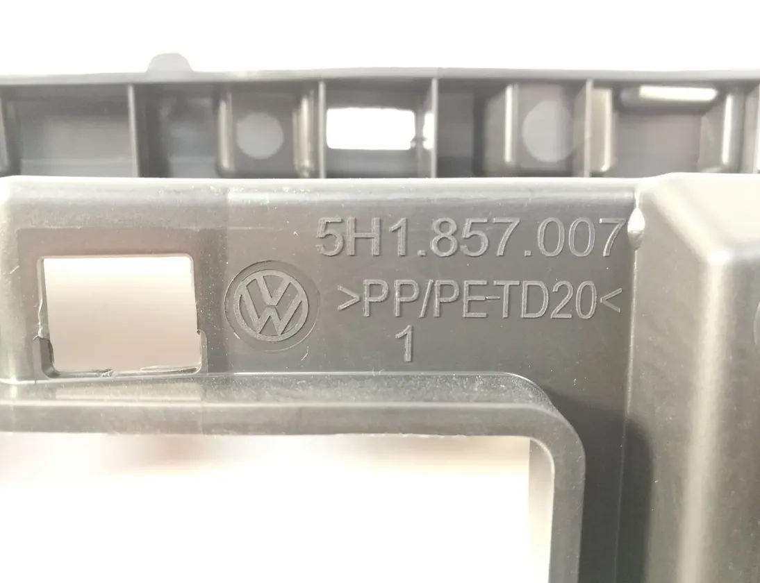 VOLKSWAGEN Golf 7 generation (2012-2024) Другие внутренние детали 5H1857007 12196683