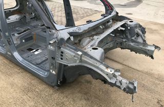 VOLVO XC40 1 generation (2017-2024) Pravý přední čtvrtletí panel 30192182