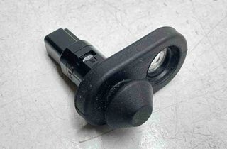 TOYOTA Land Cruiser 200 Series (2007-2021) Другие блоки управления 32680045