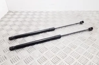 SKODA Octavia 3 generation (2013-2020) Pravý plynový tlumič na zadní vrata 5E5827550G 34750691