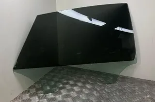 AUDI A7 C7/4G (2010-2020) Pravé zadní dveře okenní sklo 34733259