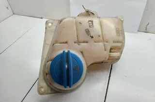 VOLKSWAGEN Passat B5 (1996-2005) РАСШИРИТЕЛЬНЫЙ БАЧОК ОХЛАЖДАЮЩЕЙ ЖИДКОСТИ 8D0121403L 34533765