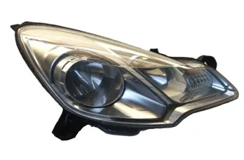 CITROËN C3 2 generation (2009-2016) Front Right Headlight 9673814380 34829544