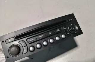 PEUGEOT 207 1 generation (2006-2009) Hudební přehrávač s GPS 34019869