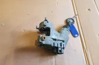 VOLKSWAGEN Passat B6 (2005-2010) Замок зажигания 357905851 34007957