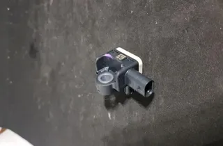 MERCEDES-BENZ GLA-Class X156 (2013-2020) Left Side Impact Sensor 56054085AA, 1668210151 34030249