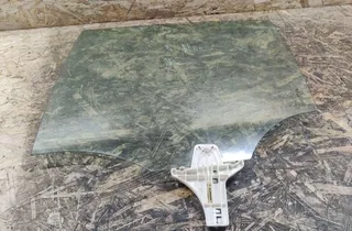 VOLKSWAGEN Golf 7 generation (2012-2024) Pravé zadní dveře okenní sklo 5K6845025C 34669031