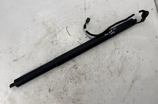 AUDI Q3 F3 (2018-2024) Pravý plynový tlumič na zadní vrata 83A827851A 33725022