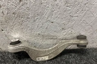 BMW X3 M F97 (2019-2023) Levý zadní rameno příčného závěsu 6886913,33326886913 34056620