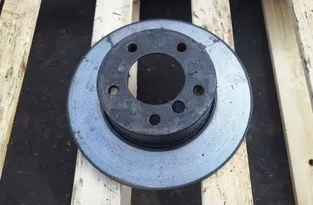 BMW 1 Series E81/E82/E87/E88 (2004-2013) Pravý přední brzdový disk 34017339