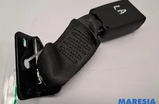 FIAT 500 2 generation (2008-2024) Pravá přední spona na sedadle 735457225,34045525 28830872