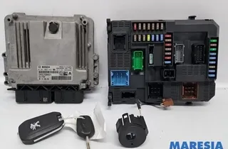 PEUGEOT 308 T9 (2013-2021) Блок управления двигателем 0281032456,9814182680,1614103080,9807054180,1610807880 33571612