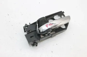 HONDA HR-V 2 generation (2015-2022) Levá přední vnitřní otevírací rukojeť 34856536