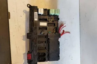 BMW X5 E53 (1999-2006) Pojistková skříňka 34690320