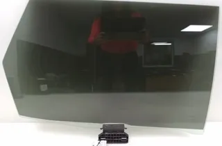 AUDI A4 B7/8E (2004-2008) Pravé skluzové dveře skla 43R-00086 34828416