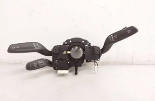 AUDI A4 B8/8K (2011-2016) Přepínač stěrače 4G8953502A 34064628