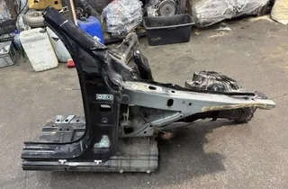 MERCEDES-BENZ C-Class W205/S205/C205 (2014-2023) Pravý přední čtvrtletí panel 33872878