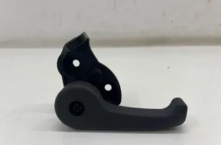 HYUNDAI Ioniq AE (2016-2023) Ручка выпуска капота 811812B000 34063822