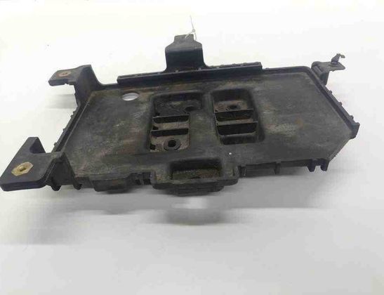 HYUNDAI Santa Fe CM (2006-2013) Battery Pad 32591050