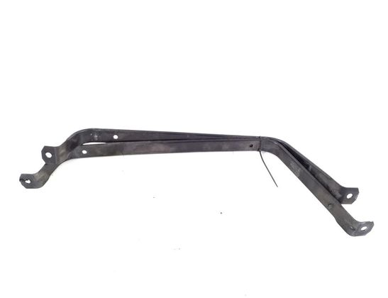 BMW X1 F48/F49 (2015-2023) Držák nádrže na palivo 32592128